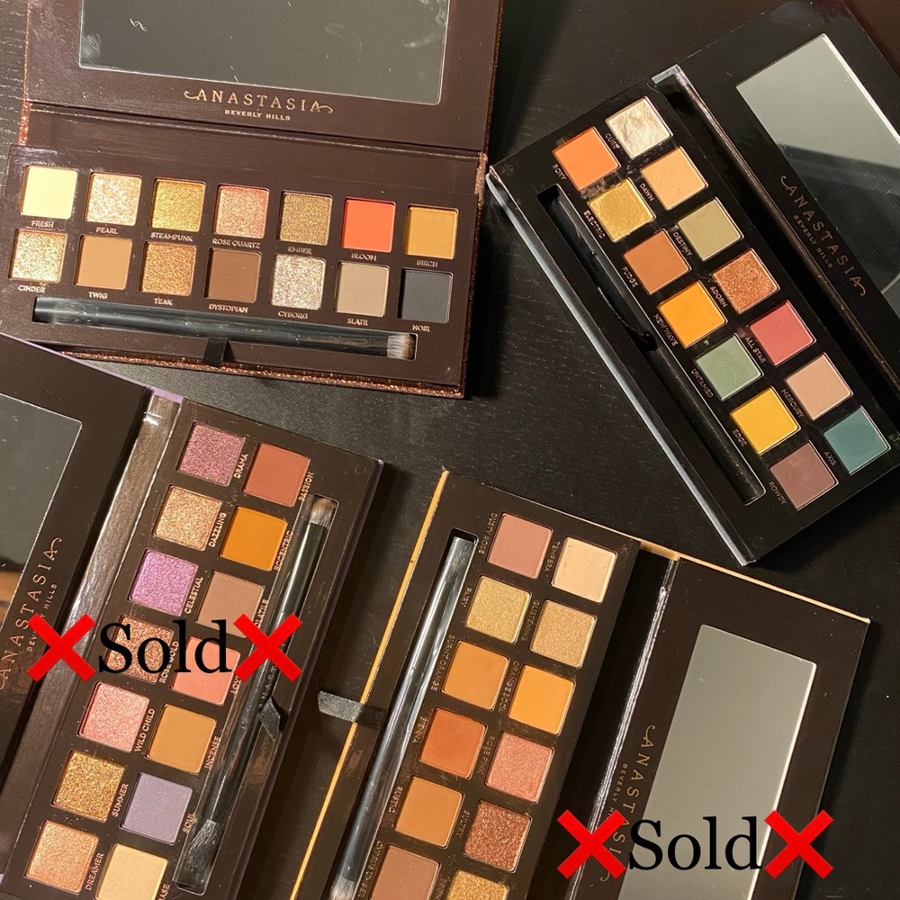 Anastasia Beverly Hills eyeshadow palettes